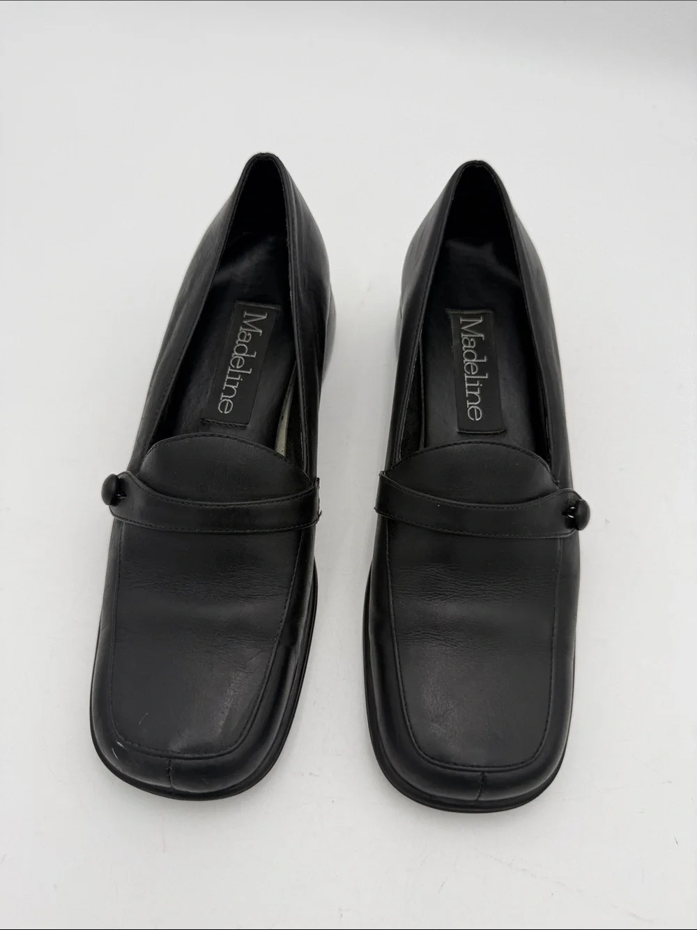 Vintage Madeline Black Leather Slip-On Loafers women 7M casual office Y2K retro